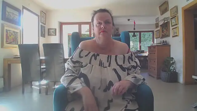 TiffanyMature online show from June 24, 7:07 am