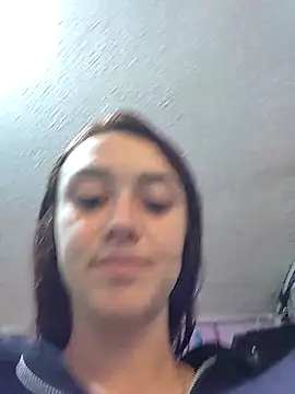 Amy Kobold3 online show from February 1, 8:40 pm