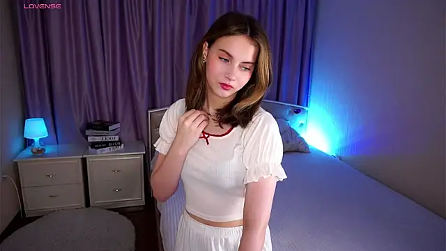 NylaNadler online show from November 5, 5:12 am