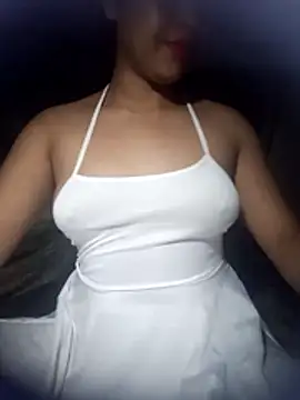 hotmomma8 online show from October 27, 5:30 pm