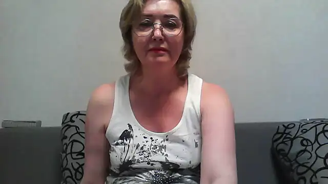 IrynaMolbertx online show from March 14, 6:42 pm