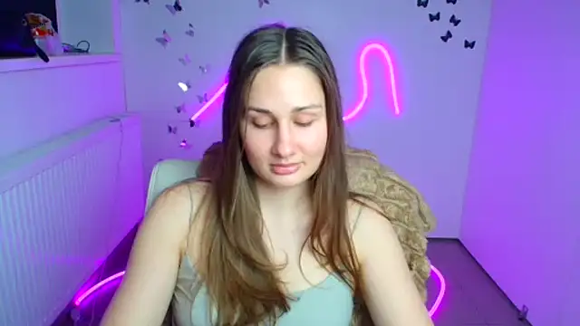 Stefanie Sweet online show from May 1, 6:05 am