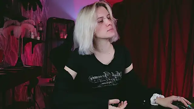 BethanyCloud online show from June 8, 5:19 am