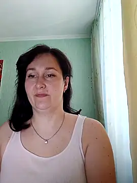 Amandda  online show from June 22, 6:32 am