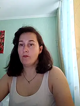 Amandda  online show from July 2, 6:41 am