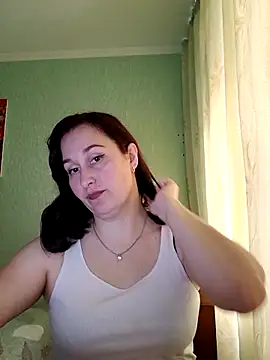 Amandda  online show from June 16, 8:26 am
