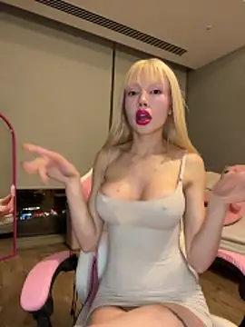 Sindyyy228 online show from November 20, 10:44 pm