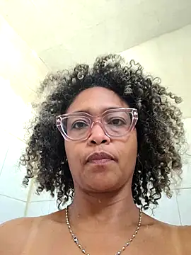 BiiancaEstradaa online show from June 26, 1:45 pm