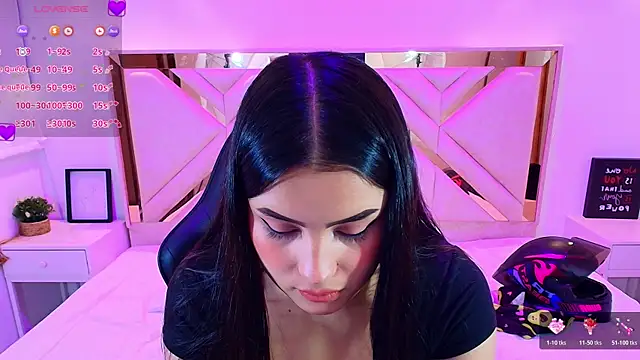 Natalie loffreda online show from July 21, 8:09 pm