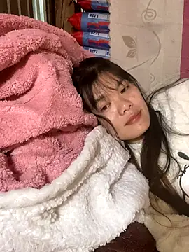 PhanHaa online show from December 2, 1:02 pm