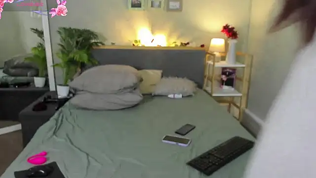 HotStellaaa online show from June 11, 2:53 am