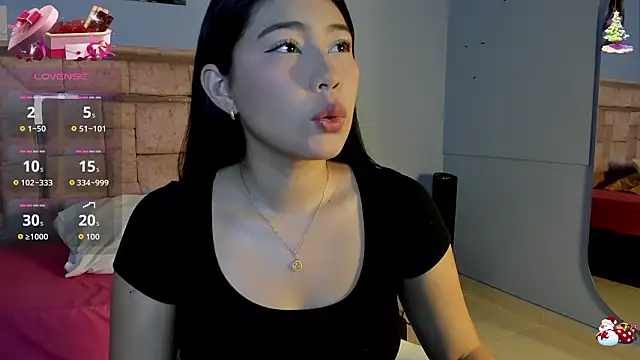 LICKY LOV online show from March 17, 3:10 am