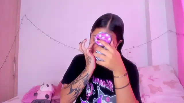 Abby roussee online show from November 1, 1:37 pm