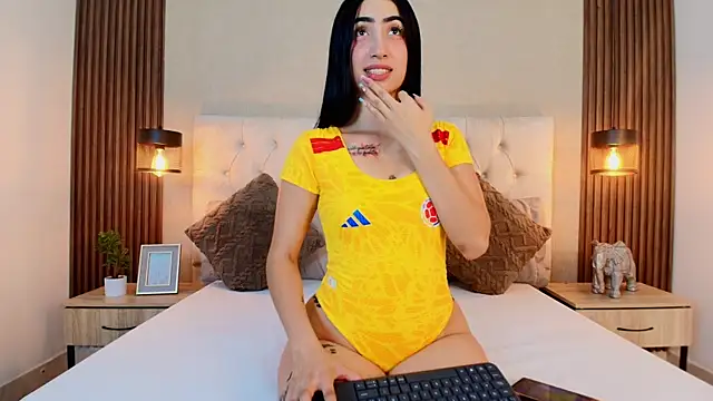 natasha moreno online show from June 17, 12:50 pm
