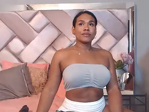 Ashleyroberst online show from January 9, 11:25 am