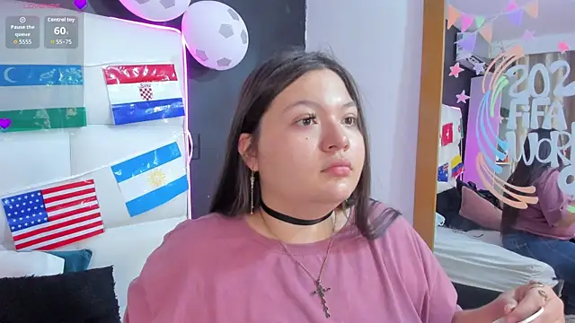 Tessa Sinclaire online show from June 23, 8:07 pm