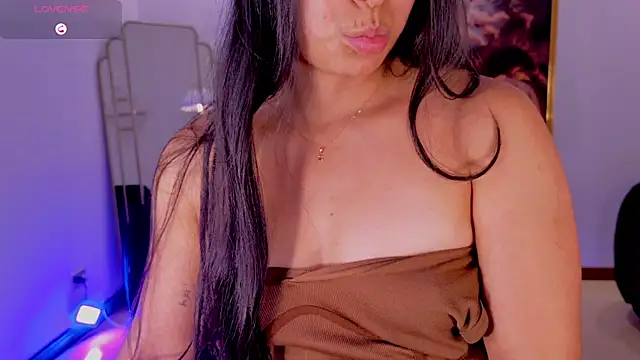 MilaColeman online show from May 26, 4:45 am