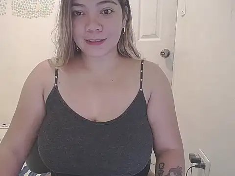 briannalove222 online show from September 29, 1:32 am