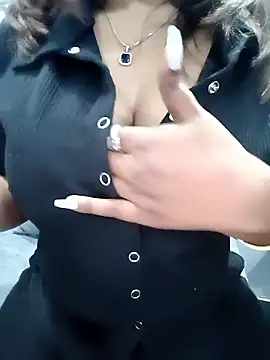 siya00 online show from January 8, 6:56 pm