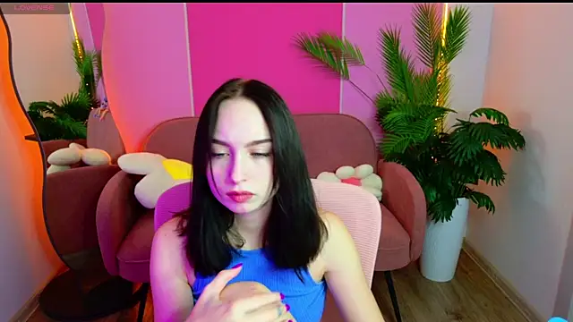 Snapshot of MonikaCarter chatting on September 27, 3:19 pm MonikaCarter online show from September 27, 3:19 pm