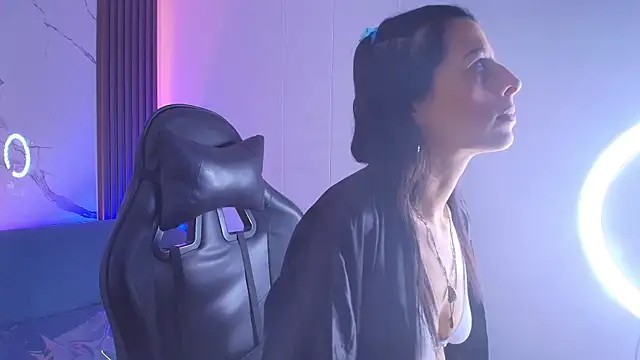 ShaunaDream online show from December 5, 5:40 am