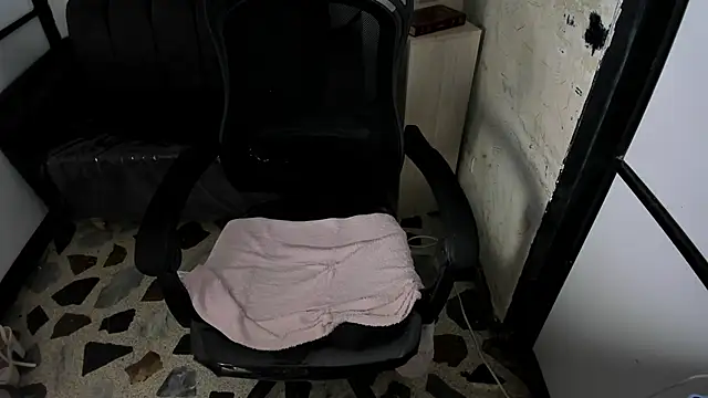 ShaunaDream online show from September 10, 2:39 pm