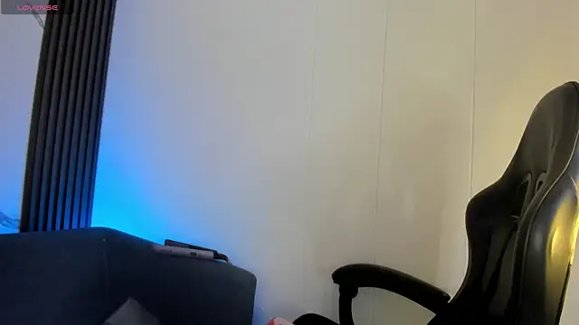 ShaunaDream online show from February 15, 7:51 am