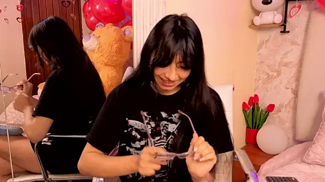 VioletxBloom online show from February 11, 7:48 pm