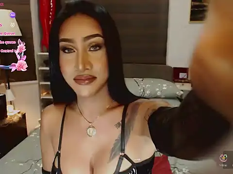 SeductiveVictoria online show from May 3, 1:14 pm