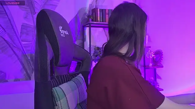 AgataWillis online show from March 14, 3:51 am