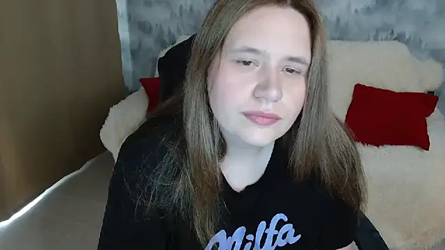 AdelinaLawson online show from June 11, 7:27 am