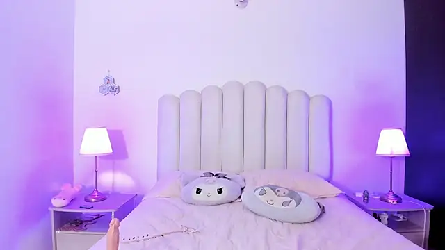 SofieBunnie online show from June 22, 3:25 am