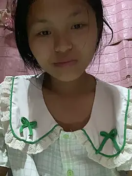 milo bae online show from May 4, 3:05 pm