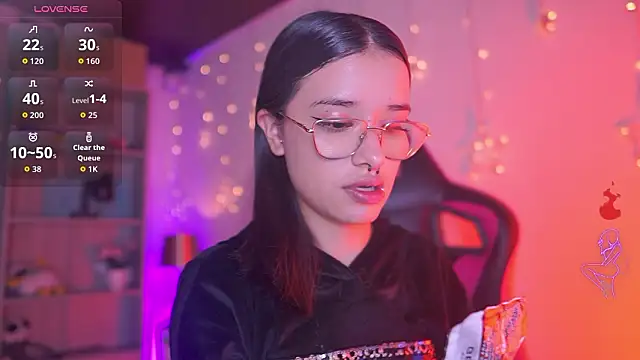 Lana Dreams  online show from March 13, 1:51 am