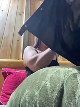 phungtiti online show from January 18, 12:01 pm