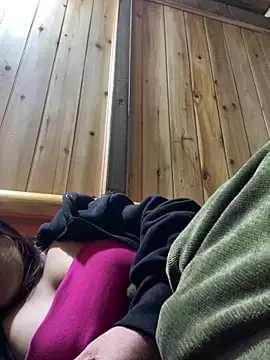 phungtiti online show from March 8, 2:04 am