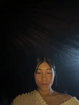 EmLy02 online show from February 7, 12:09 pm