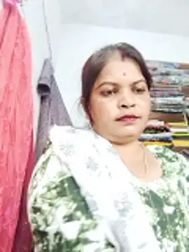 Rajnee33A online show from November 5, 10:53 am