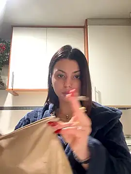 NoeliaGarcia17 online show from January 18, 11:12 pm