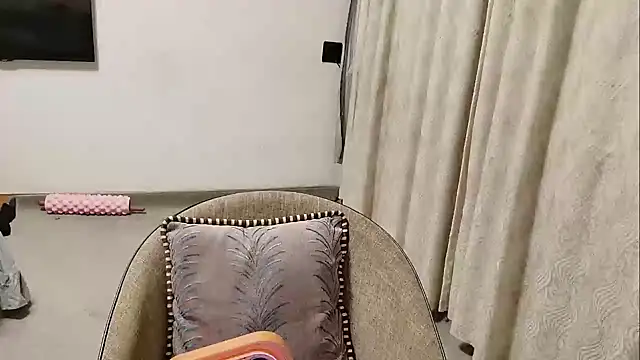 Shi luo2025 online show from March 20, 2:11 pm