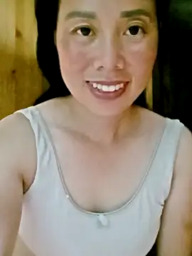 Snapshot of LyyChac chatting on September 17, 12:47 pm LyyChac online show from September 17, 12:47 pm