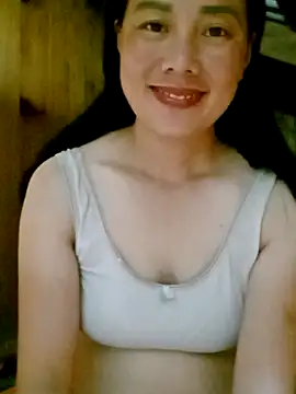 Snapshot of LyyChac chatting on September 18, 12:58 pm LyyChac online show from September 18, 12:58 pm