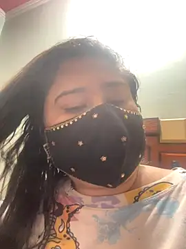 indian-hotmilfs online show from September 25, 1:32 pm