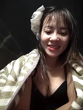 TinTim02 online show from December 16, 10:37 pm