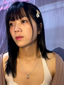 Snapshot of thaoyeuuu chatting on October 1, 8:52 am thaoyeuuu online show from October 1, 8:52 am
