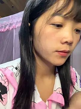 Snapshot of thaoyeuuu chatting on October 15, 12:19 pm thaoyeuuu online show from October 15, 12:19 pm