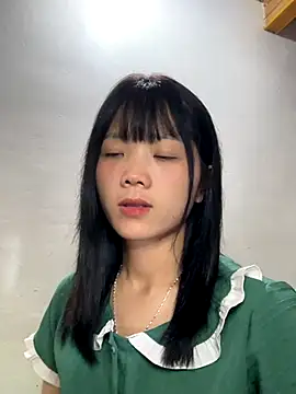 Snapshot of thaoyeuuu chatting on October 12, 1:02 pm thaoyeuuu online show from October 12, 1:02 pm