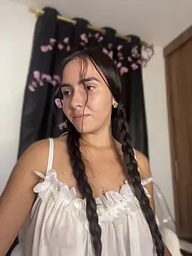 Scarlett05 online show from July 2, 3:23 am