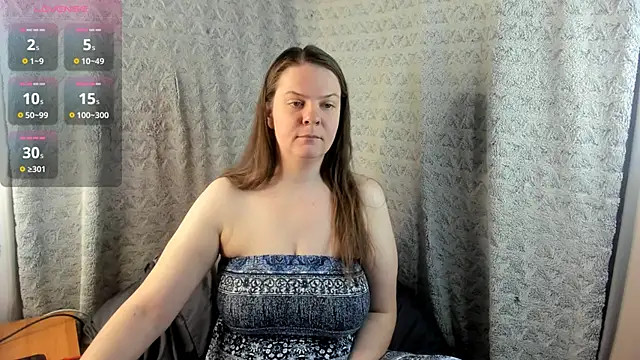 MiaLores online show from March 15, 9:33 am