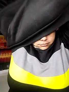 Hailey Curvy online show from February 21, 9:32 am